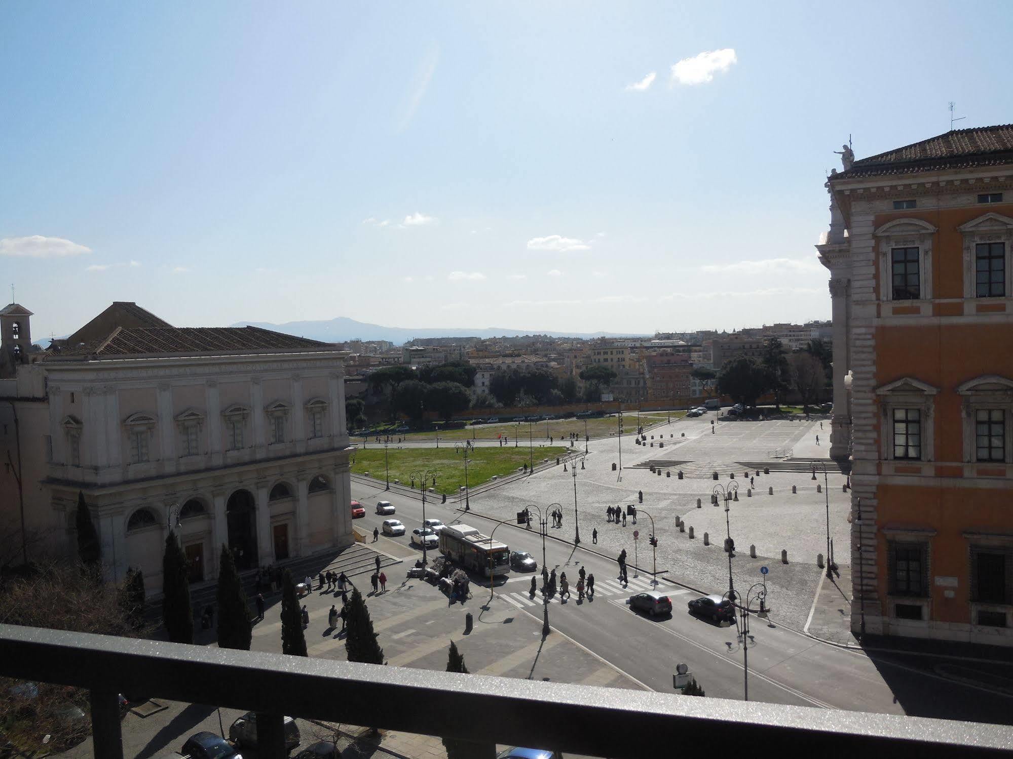 Domus Laurae Hotel Rome Exterior photo